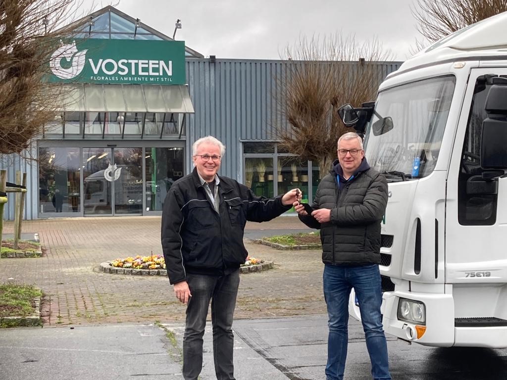 Vosteen • Floristenbedarf • EXPERIENCE MEETS EXPERIENCE! 1 Vosteen • Floristenbedarf • Vosteen Vertrieb Wieting Janning