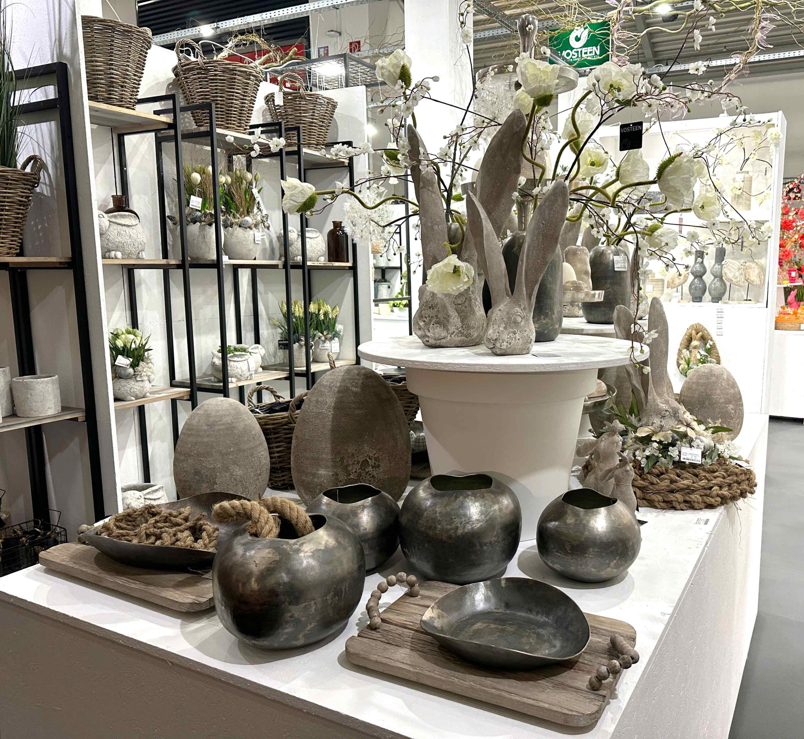Vosteen • Floristenbedarf • Impressive Trendset trade fair in Munich and preview of the Nordstil trade fair in Hamburg! 28 Vosteen • Floristenbedarf • vosteen messe trendset 2024 17 scaled