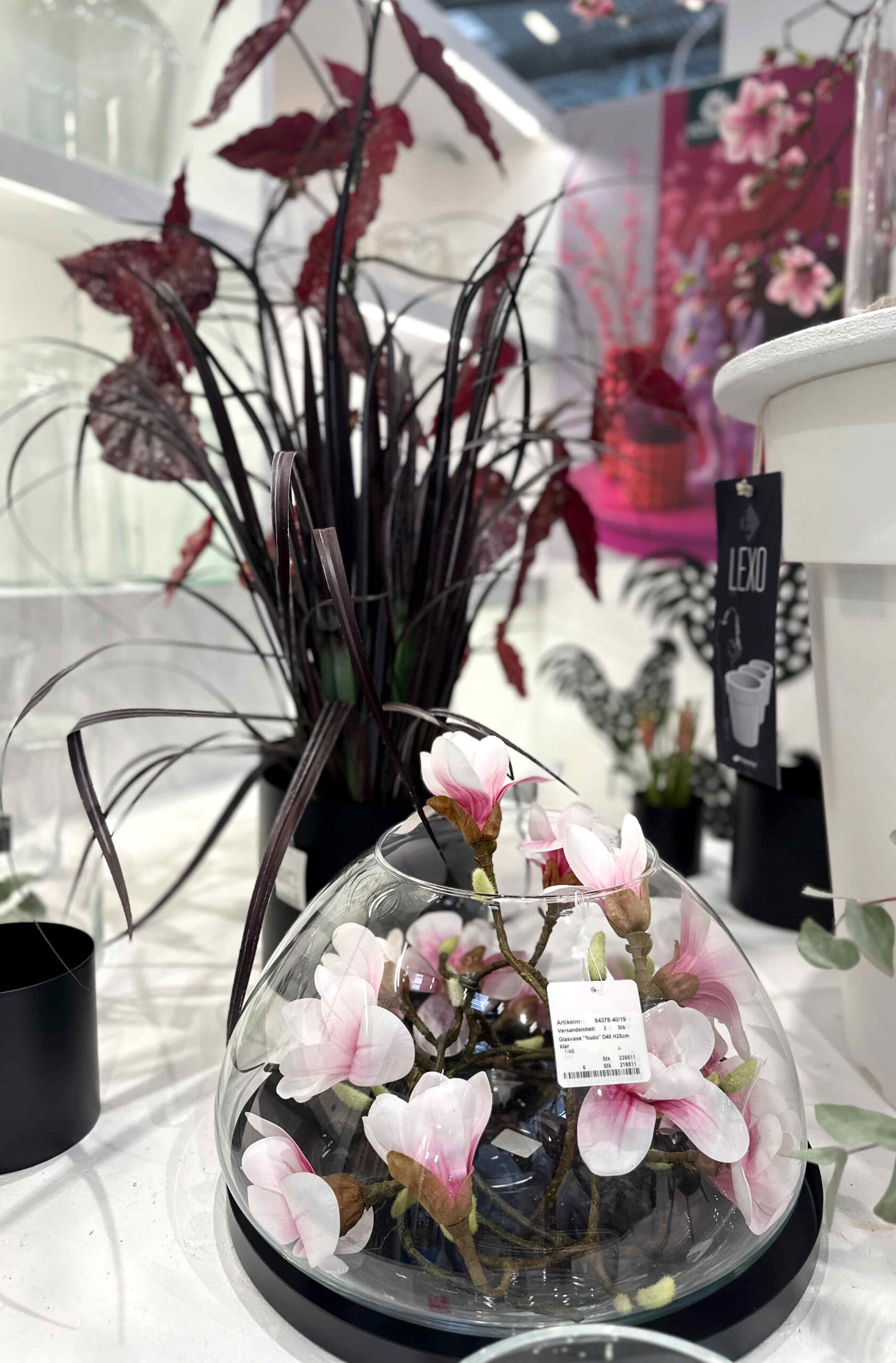 Vosteen • Floristenbedarf • Impressive Trendset trade fair in Munich and preview of the Nordstil trade fair in Hamburg! 14 Vosteen • Floristenbedarf • vosteen messe trendset 2024 25 scaled