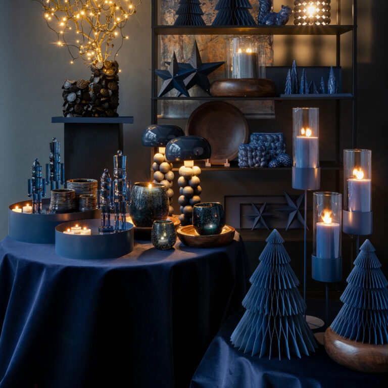 Vosteen • Floristenbedarf • Showroom 58 X-Mas & Winterr 2026